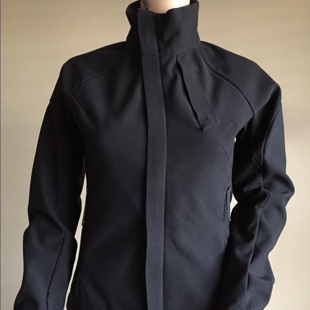 Mountain Hardware Softshell - image 2